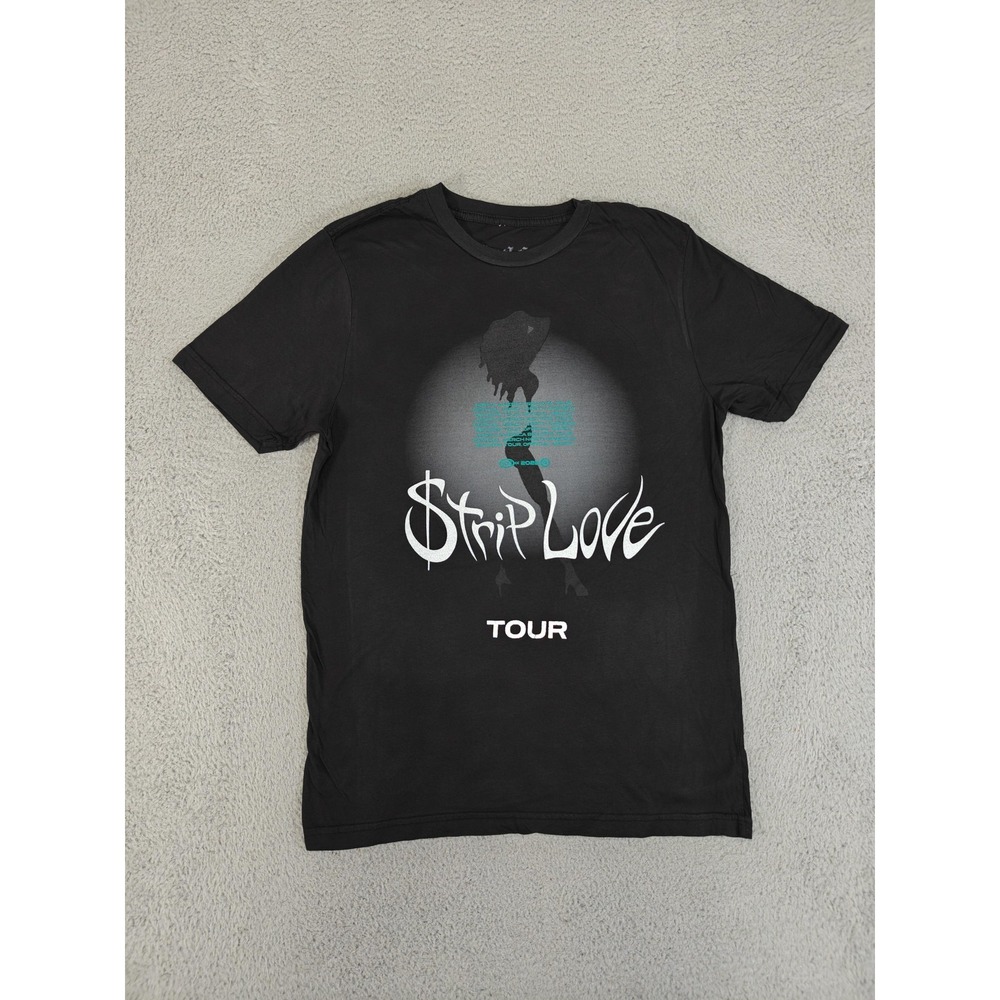Karol G Strip Love Tour Shirt Mens Medium Black Concert Graphic Tee 2023 Bichota